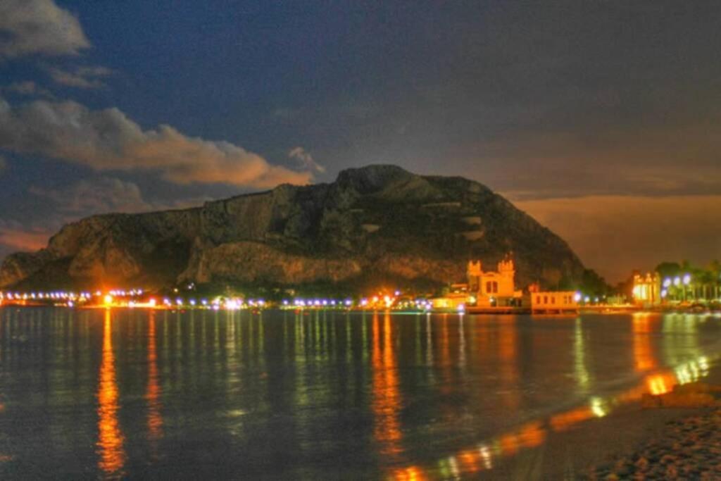 La Casetta Di Giuli Daire Palermo Dış mekan fotoğraf